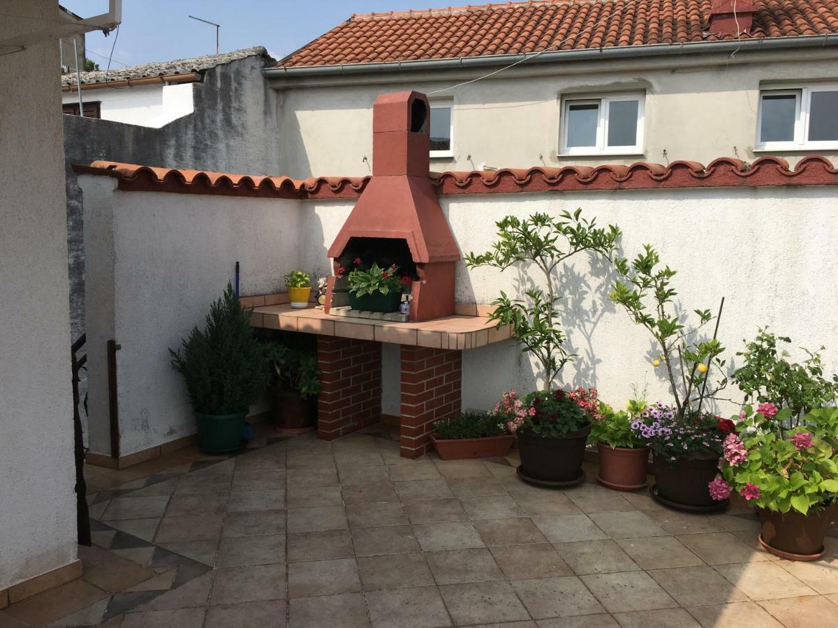נובי ווינודולסקי Apartment Lucija מראה חיצוני תמונה